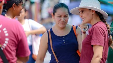 Ana Paty recibe sólido respaldo por parte de los cancunenses en su visita al tianguis de la Sm 227