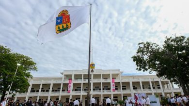 Mara Lezama conmemora el 51 aniversario de Quintana Roo con izamiento de bandera