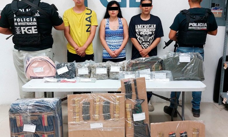 Playa del Carmen captura a tres narcomenudistas con armas largas