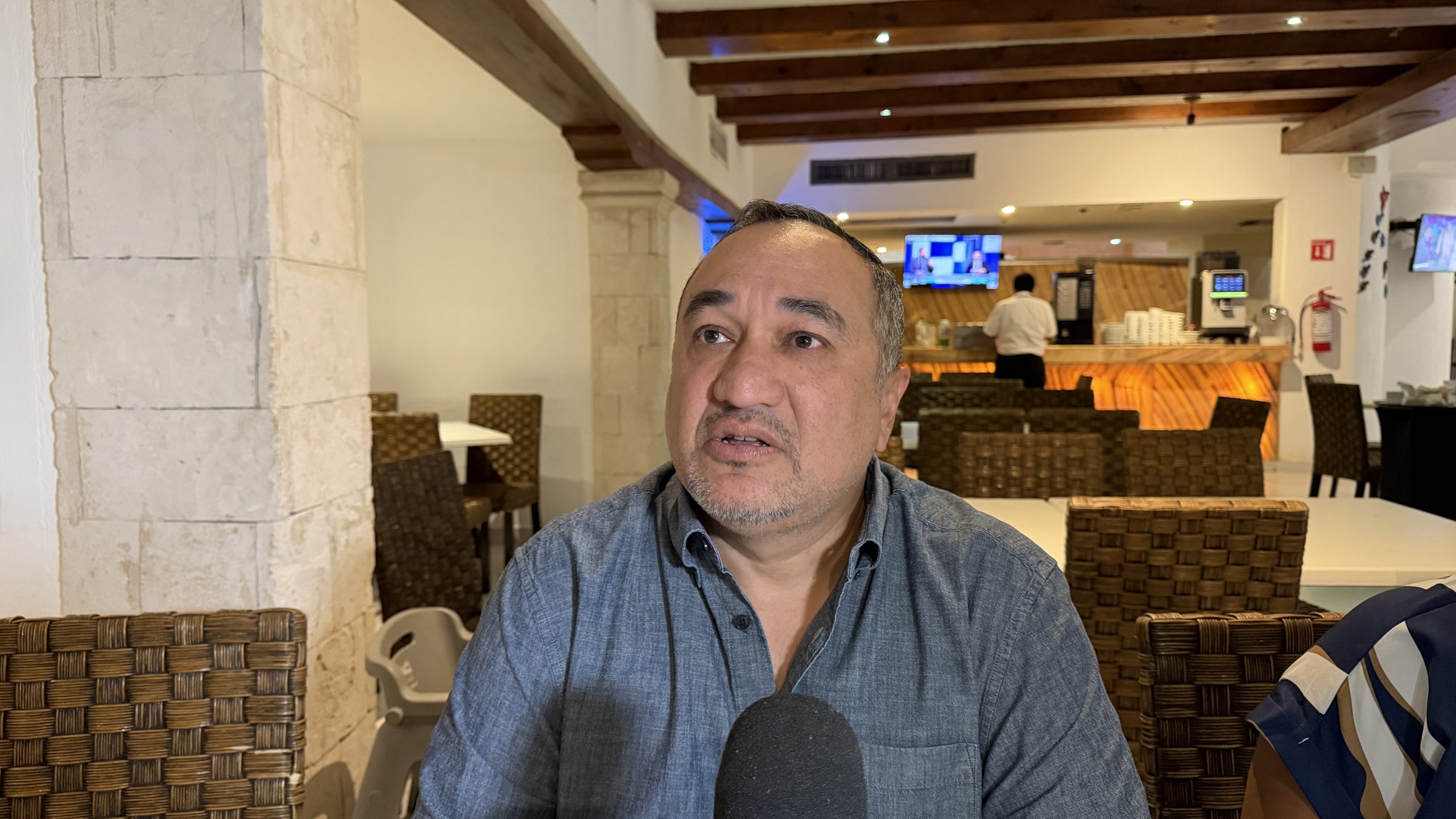 Oposición presiona por información del plan de movilidad y tarifas MOBI