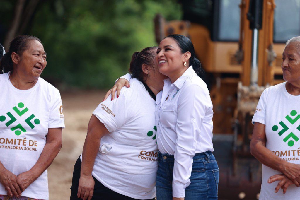 Blanca Merari inicia II etapa de pavimentación en Leona Vicario
