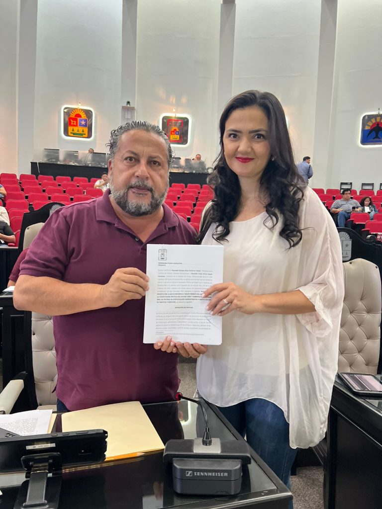 Jorge Sanén impulsa la digitalización y simplificación en Quintana Roo