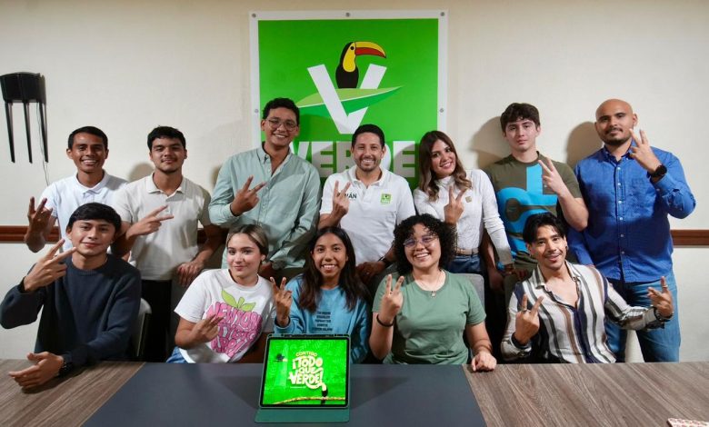 Renán Sánchez fortalece liderazgo juvenil en Chetumal