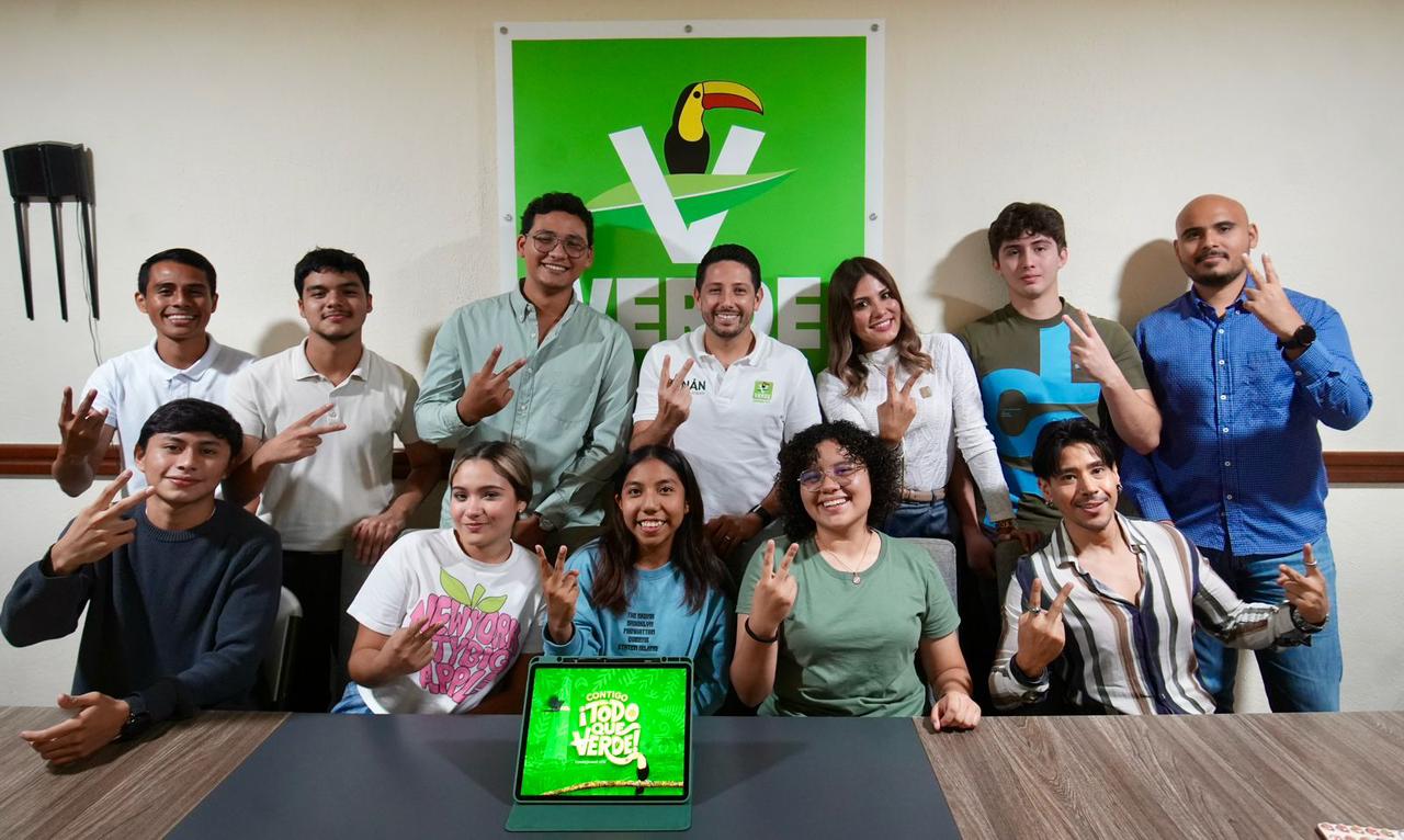 Renán Sánchez fortalece liderazgo juvenil en Chetumal