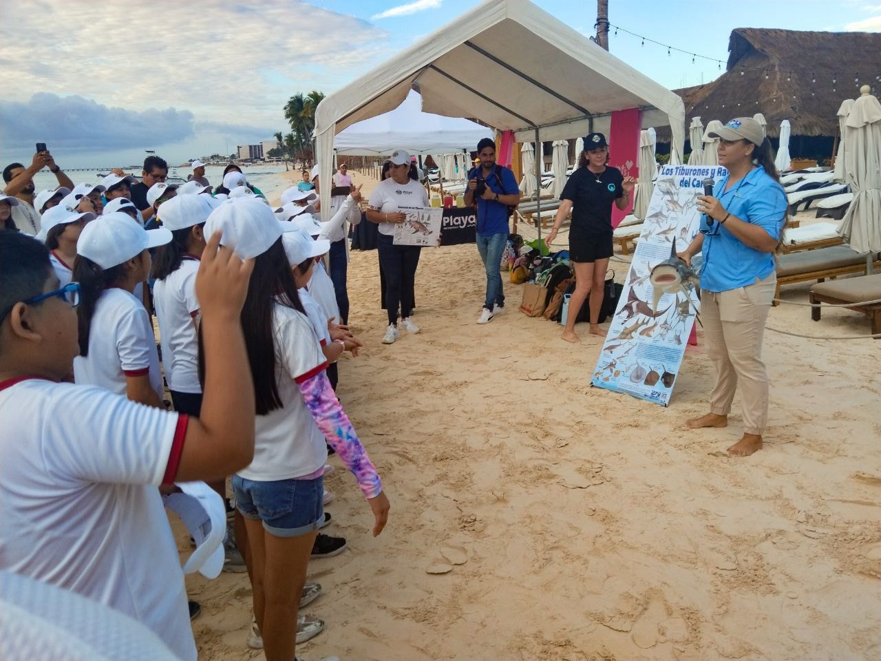 Clausura "Mi Primera Vez en el Mar" con 570 niños en Playa del Carme