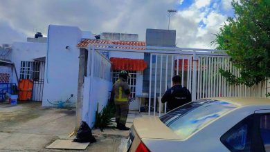Bomberos de Cancún controlan incendio en casa habitación de SM 248