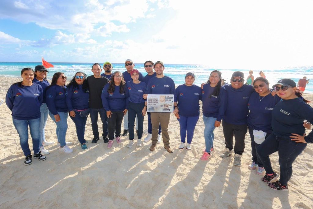 Cancún rompe récord al liberar a más de 1.1 millones de tortugas