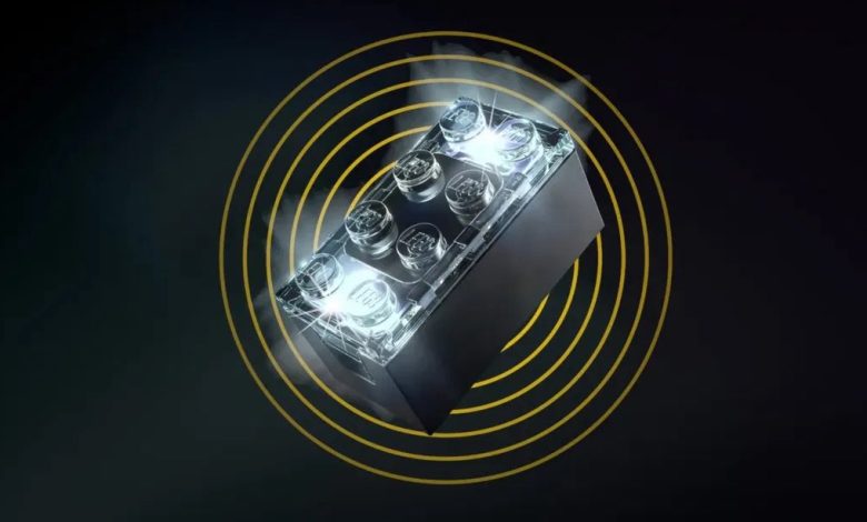 LEGO lanza piezas inteligentes con sonidos y luces sin pantallas