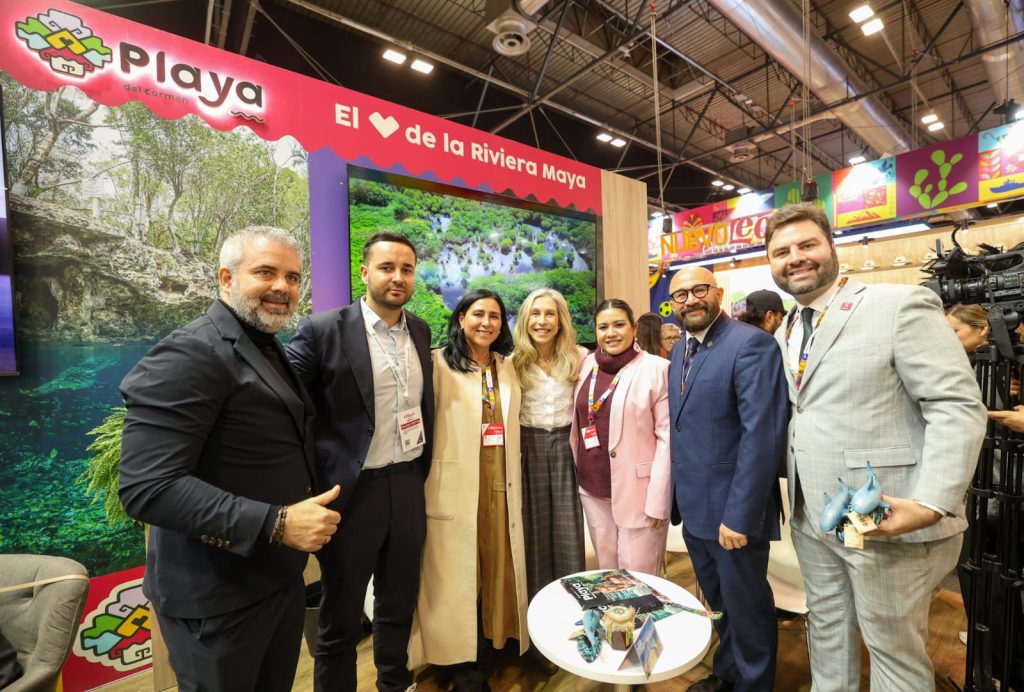 Playa del Carmen e Ibiza: Hermanos de mar en FITUR 2026
