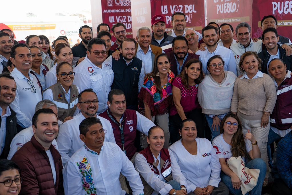 José Luis Chacón y Mara Lezama resuelven demandas en Cozumel