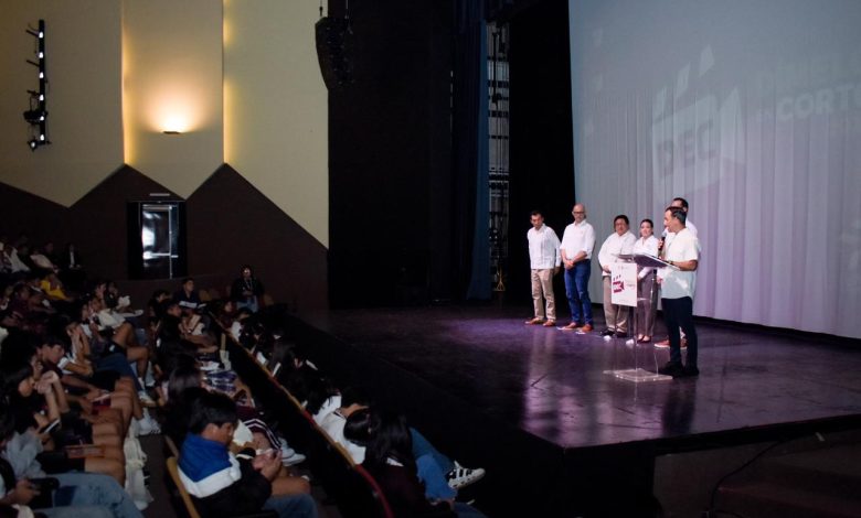 Premian talento juvenil en la Gala "Dímelo en Corto 2026"