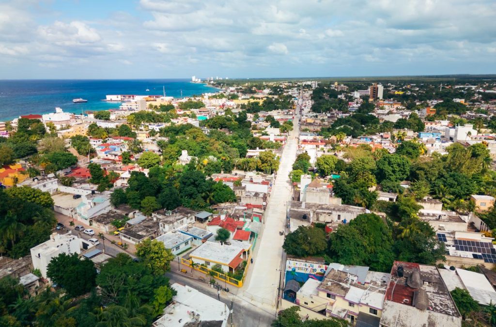 Chacón reabre la Décima Avenida tras concluir repavimentación en el Centro