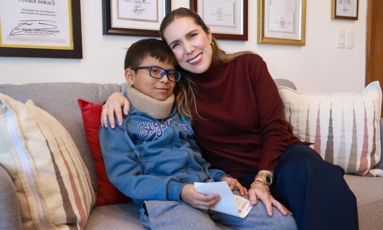 Atenea Gómez encabeza jornada de "Miércoles con la Gente" en Isla Mujeres