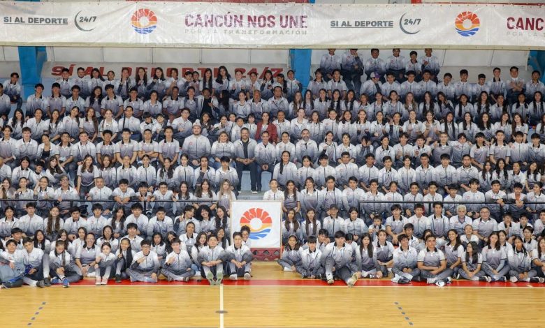 Abanderan a más de mil atletas cancunenses rumbo a CONADE 2026