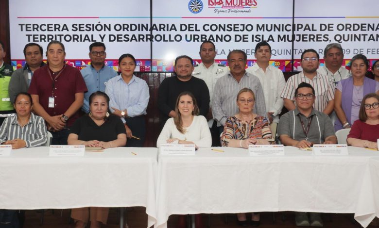 Isla Mujeres ordena el transporte y carritos de golf con PIMUS