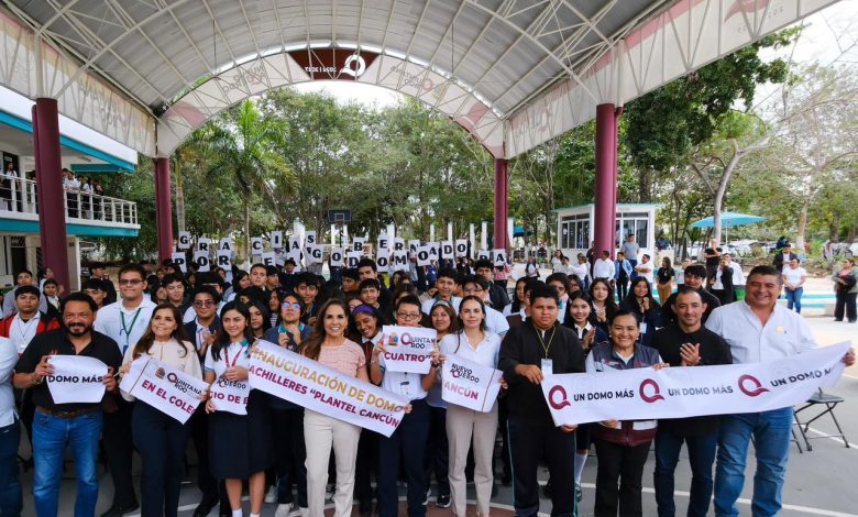Mara Lezama entrega domo en Bachilleres Cancún 4 tras 15 años