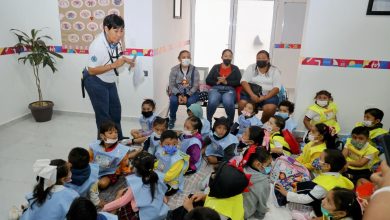 Niñez de Isla Mujeres aprende el valor del respeto animal con Atenea Gómez