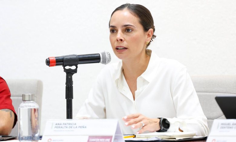 Ana Paty Peralta asegura transporte moderno y digno para Cancún