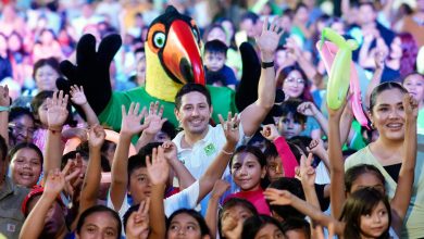 Renán Sánchez festeja a niños de Cozumel con gran evento